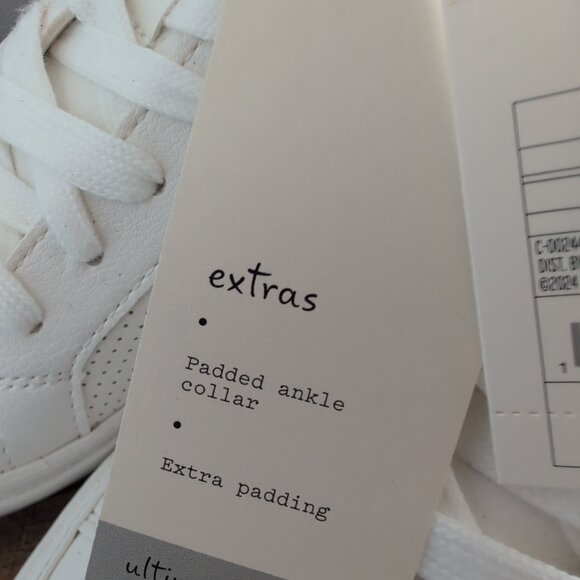 NWT Women's Maddison Sneakers - A New Day™ Size 7 White Shoe Extra Padding - Picture 5 of 8